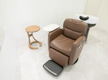 コウ(KOU)の雰囲気（最初から最後まで同じお席で、シャンプーも移動なしで過ごせます）