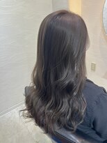 ケー 北千住(K.)&nbsp;シークレットハイライト「ブルーアッシュ」×ゆるふわ巻き髪