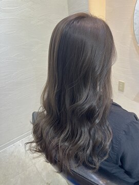 ケー 北千住(K.) シークレットハイライト「ブルーアッシュ」×ゆるふわ巻き髪