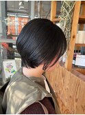 ショートボブ/前下がりショート