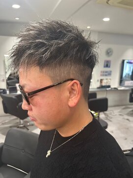 メンズサロン キング 枚方店(Men’s salon K!ng) 波巻きツイストスパイラルパーマ/フェザーパーマ/眉毛/メンズ