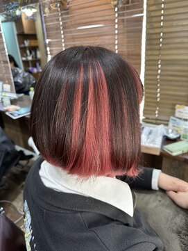 ルアン(Luan) 前下がりボブ