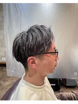 ストローヘアー(STRAW hair) スキンフェード シルバーアッシュ ニュアンスパーマ
