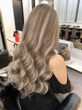 ラピス 千葉(Lapis) 綺麗目ギャル