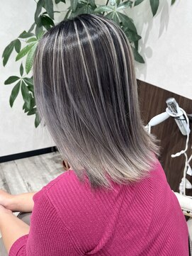 ベルヘアーデザイン 堺東(Belle hair Design) バレイヤージュ/外国人風/ミディアム/切りっぱなし/堺東