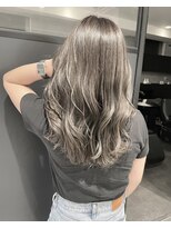 アミ(Ammi)&nbsp;◆ダブルカラー/レイヤー/イルミナカラー/髪質改善/縮毛矯正