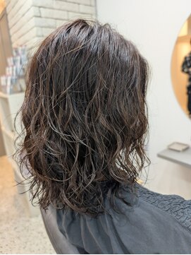 メモリーズ 銀座(Memories) ミディアムパーマスタイル