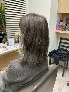 ウイバイファースト(u'i by first) 自然なウェーブスタイル