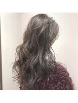 えぃじぇんぬヘア(Hair) グレーアッシュカラー