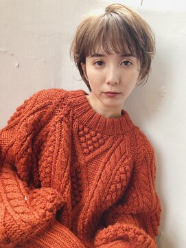 ロマリア 渋谷 渋谷宮益坂(Lomalia) 外ハネボブ/セクションカラー/ペールベージュ/渋谷