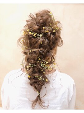 アリーシャ バイ アルティナ(Alisha by artina) 編みおろしアレンジ by 晝間 啓吾 【Alisha相模大野店】