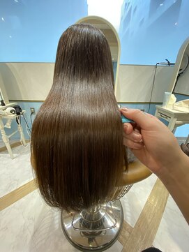 ロンド ストラーダ 心斎橋(Lond strada) シルキーベージュ×グレージュカラー【髪質改善/縮毛矯正】