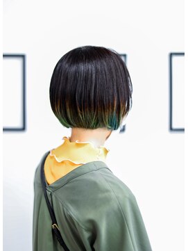 ノード(NODO) 【モチベーションUP】3色グラデーションのコンパクトボブ