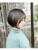 大人可愛い前下がり丸みショート