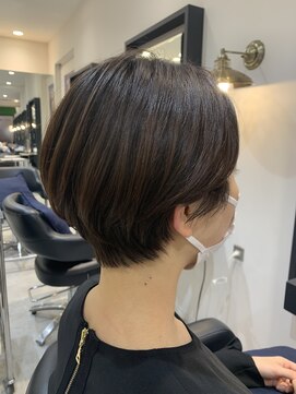 エイチツーオーアヴェダ 渋谷ヒカリエＳｈｉｎＱｓ店 クロードモネＨ２Ｏアヴェダ 丸みショート/渋谷/渋谷駅