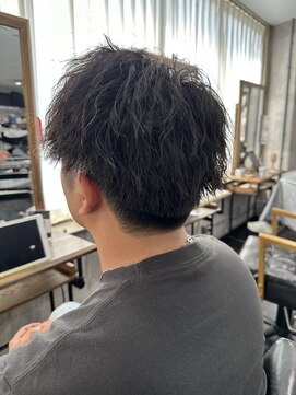 トゥーミー(to mee) 【メンズ】スタイリング簡単♪ツイストパーマ【小松】