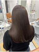 ボブルフ黒髪スタイル小顔に見えるスタイル