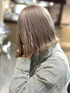 ロアバイチェリーコークウブ(Loa by CHERRY COKE ubu) ミルクティーベージュ/ 切りっぱなしボブ