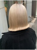 Whitebeige ホワイトベージュ 切りっぱなし 髪質改善 ボブ
