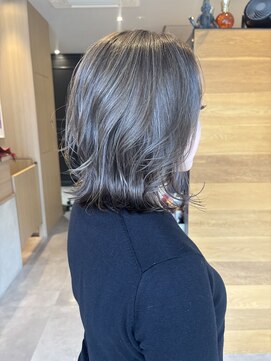 スーリール 伊都店(Sourire) ハイライト/ボブ/ショート/グレー/ベージュ/イルミナ