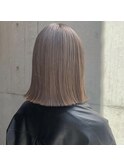 切りっぱなしボブ ミルクティーグレージュ