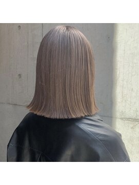 ヴィオットバイサロン(Viot by Salon) 切りっぱなしボブ ミルクティーグレージュ