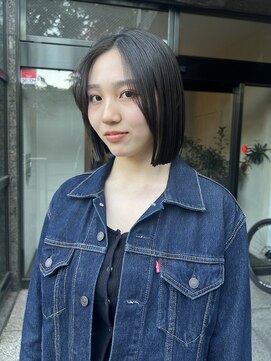 デコ(DECO) 流れるバング×切りっぱなしボブ