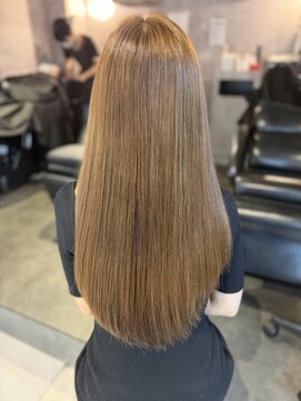 エルバイラビス 大宮(elu by lovis) 《三宅悠斗》艶カラー/大宮/韓国