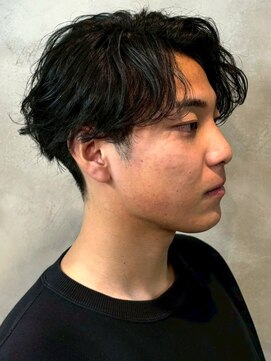 ニュアンスパーマ センターパート ツーブロックマッシュ