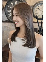 インデペンデンス(independence) 【四条烏丸】ワンカラーで作るベージュ×レイヤー