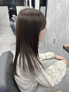 クラン 岡本(Chlan) オリーブカラー さらつやストレート