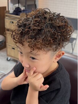 エラ(ELLA) キッズパーマ×キッズカット