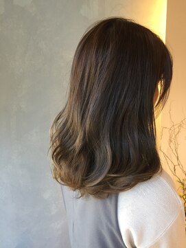 レス 伏見(LESS) <LESS>ハイライトグラデーションの柔らかセミロング★