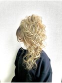 盛り髪/アップ/ハイトーン/ヘアセット/エクステ/ブリーチ/セット