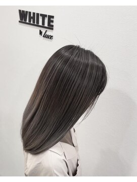 アンダーバーホワイト 阪神西宮店(_WHITE) 白髪も染まる大人バレイヤージュ　グレージュ