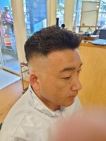 コダマ 茗荷谷店(KODAMA)&nbsp;スキンフェード/アップバング/コンマヘア/眉カット/束感<理容室>