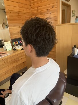 カットイン スロータイムズ(cut inn slow times) ショートピンパーマ