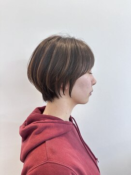 アルトル 池袋(altru) ◇大人可愛い30代40代50代白髪ぼかしショートボブくびれショート