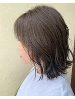 ジーニー(Genie)&nbsp;ミディアムボブ