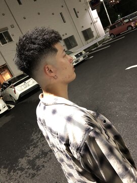 プレジール(PLAISIR) スキンフェードツイストパーマ