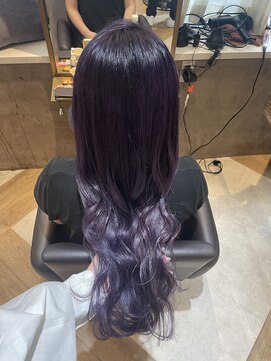 ジーナ サンシャイン通り池袋(Zina) ウルトラバイオレット【Zina Erika】