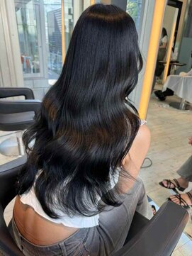 ダブル(W) 黒髪ロング/ロングウェーブ