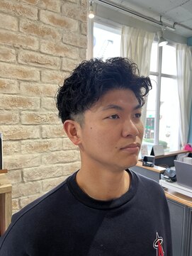 サンクチュアリー 千里山店(Sanctuary) メンズパーマ