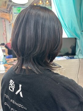 カリーナ 三咲店(Karina) クラゲヘアー風レイヤーカット