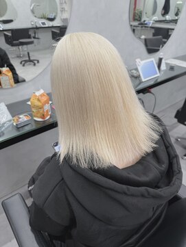 ジーナ 渋谷本店(Zina) 髪質改善*ホワイトブロンド*【Zina渋谷本店】