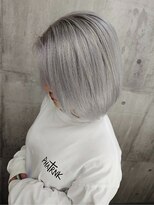 フォックス 四日市店(FOX)&nbsp;ハイトーン/ホワイトシルバー/ショートボブ