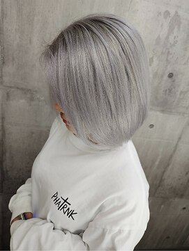 フォックス 四日市店(FOX) ハイトーン/ホワイトシルバー/ショートボブ