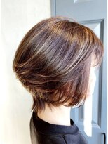 ジェコ ブラン(gecko. brun) 大人ショートボブ/立体感ハイライト/白髪ぼかし #武蔵小山美容室