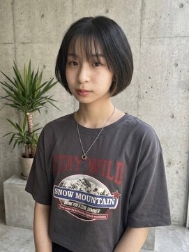 ビュートリアム 梅田(BEAUTRIUM) 顔周りレイヤーボブ