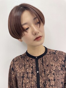 リブレ ショート(LIBRE)の写真/【忙しい朝にゆとりを】手櫛で決まる洗練ショート＆ボブ・ライフスタイルに溶け込むお洒落な時短Style